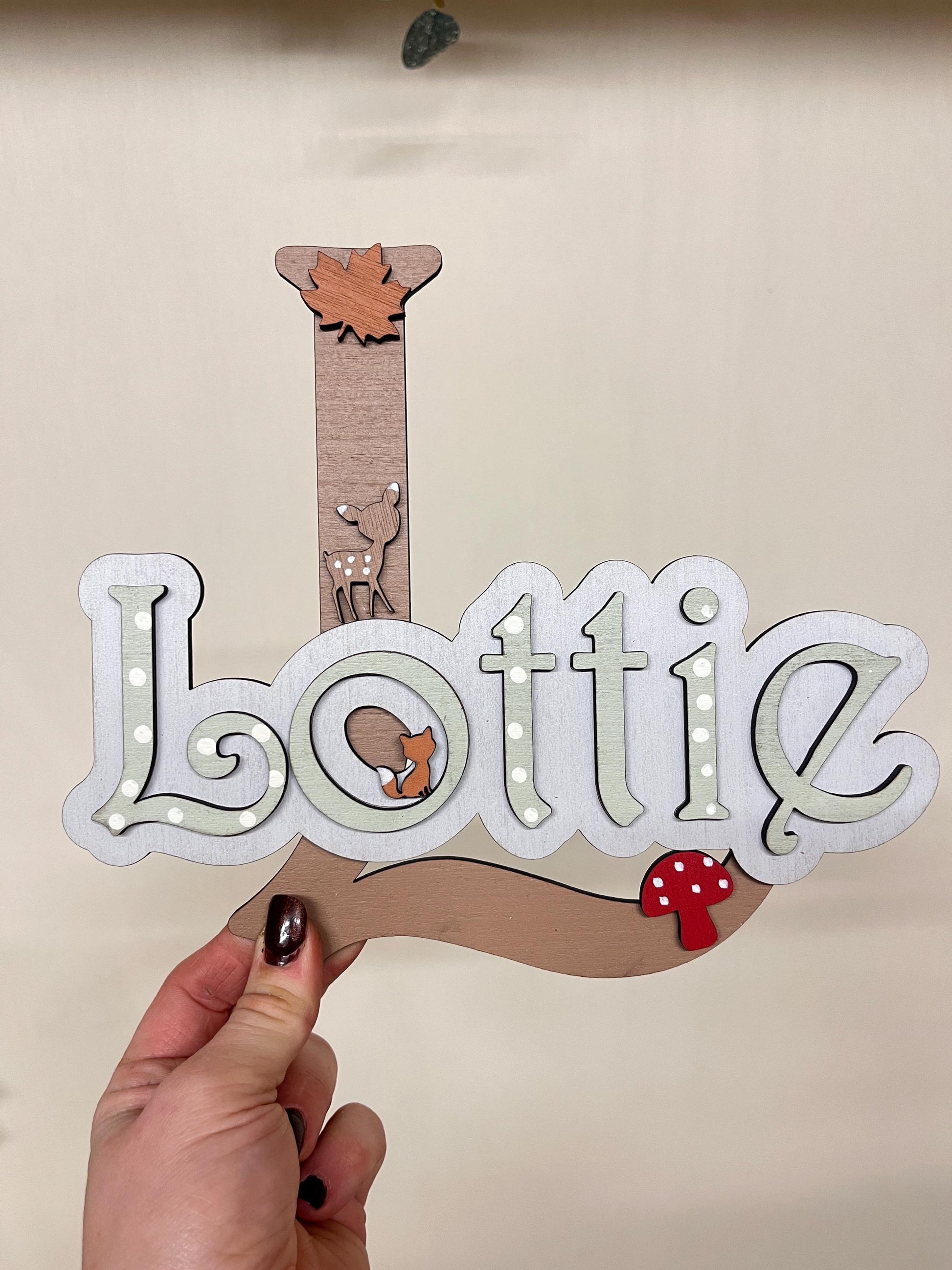 Daisy Name Sign custom girl Nursery Decor Kids Room Initial Pink Flower nursery decor Wooden Daisy door Plaque floral bedroom wall decor